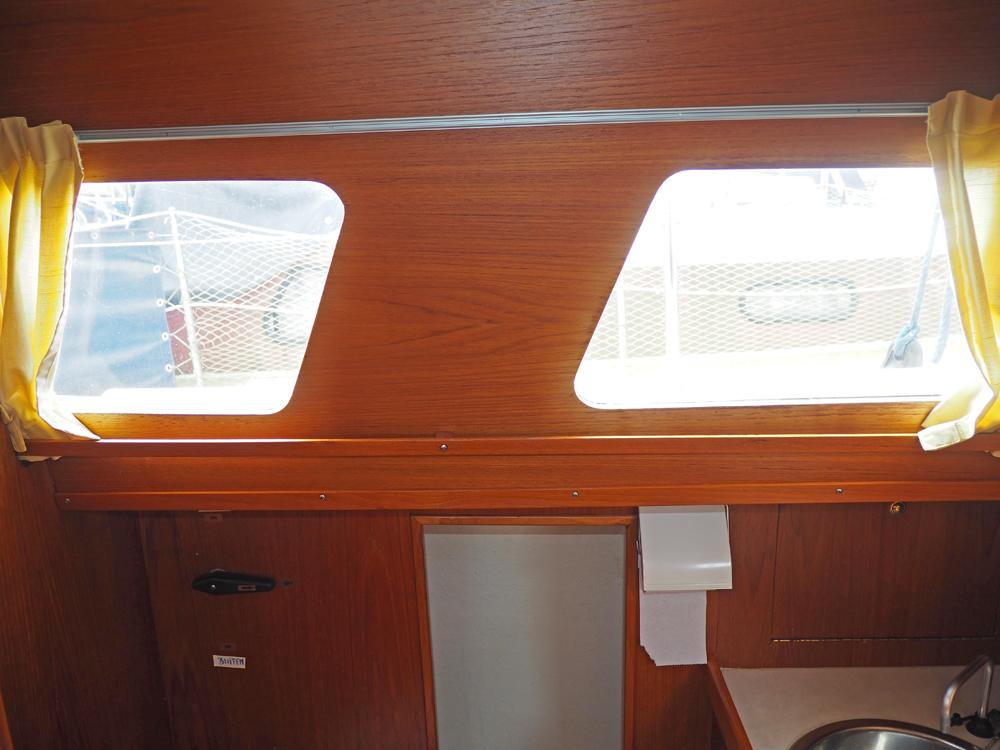 Salon, Accommodatie